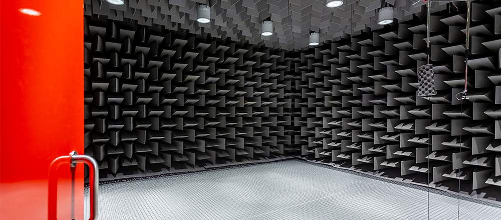 Akustiske kiler i Anechoic Chamber